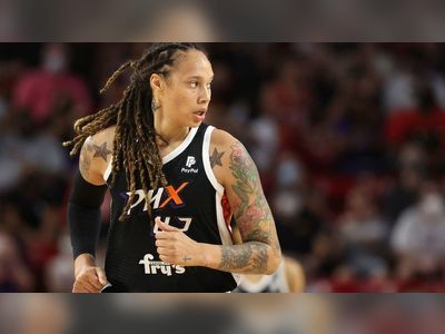 Brittney Griner: US basketball star has Russian detention extended