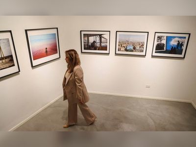 Photo exhibition reveals lives of women in Iran
